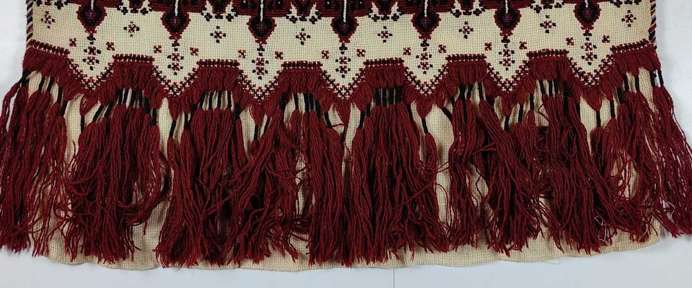 100-На Годишен КОВЬОР КАЛЪФКА ВЪЗГЛАВНИЦА Бродерия Шевица