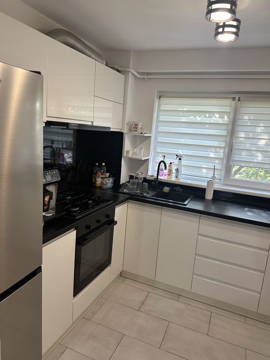 Vand apartament 3 camere centru in spate la Mc Donald’s