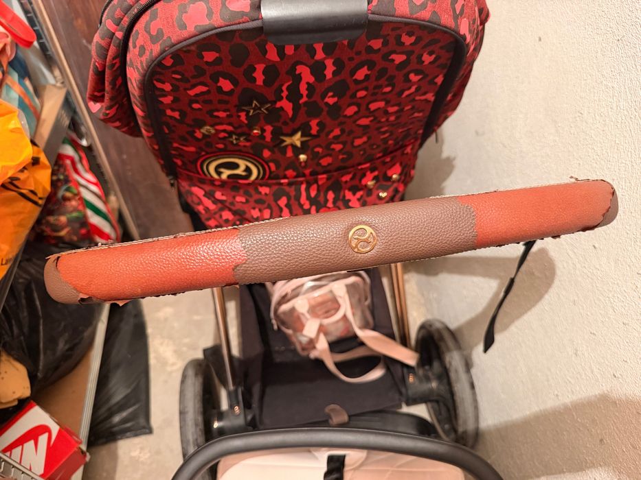 Пълен сет Cybex Priam 4 Rockstar Gold