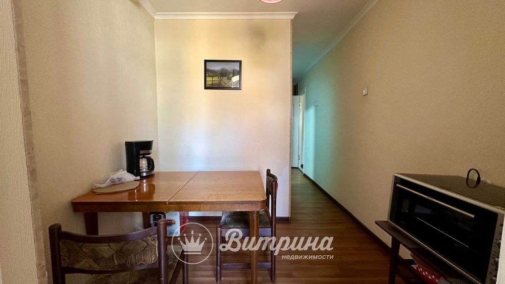 Подается 2-х комнатная около метро Космонавты