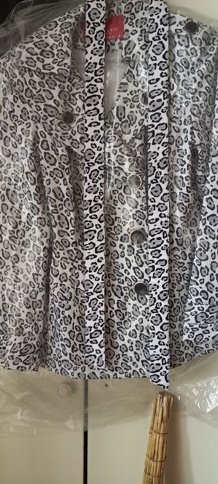 Новый жакет продаётся