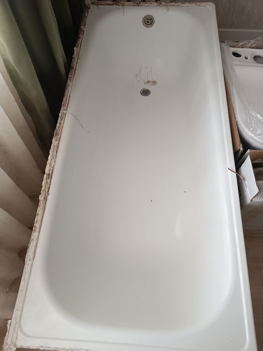 Продам стальную ванну