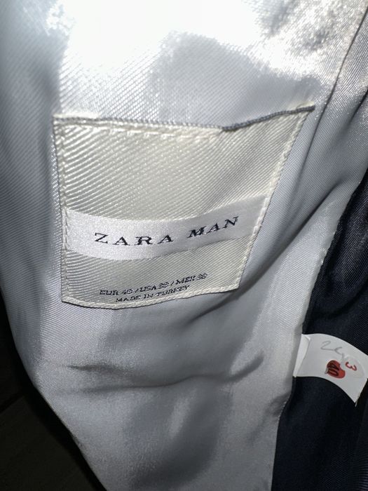 Vând Sacouri Zara stare buna