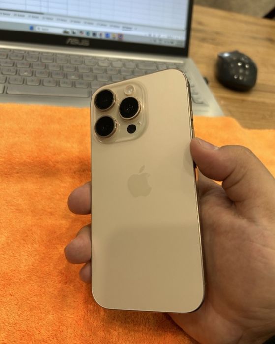 Iphone 16 pro срочно парадаётся