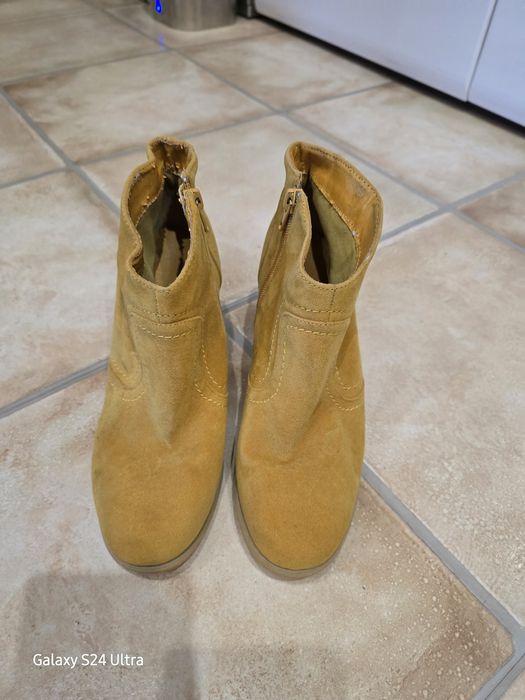 Зимни дамски Боти