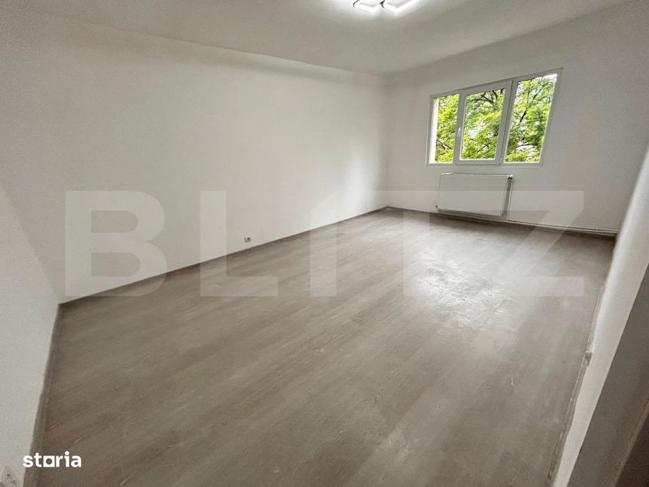 Apartament 2 camere de vanzare, decomandat, 55.70 mp, zona Nicolina — fotografia 1