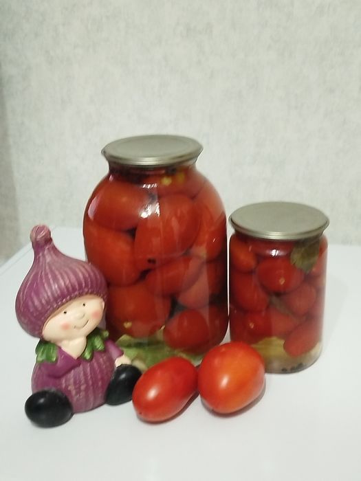 Продам солёные огурцы и помидоры