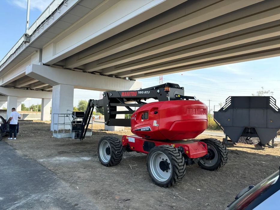 Inchirieri nacele cu brat diesel 4x4 Manitou