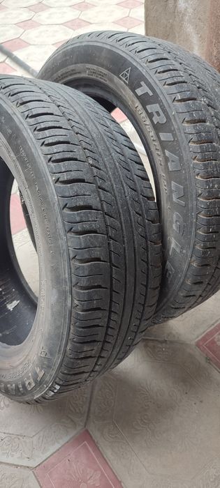 Продам 2 летние шины R15 185/60  в хорошем состоянии