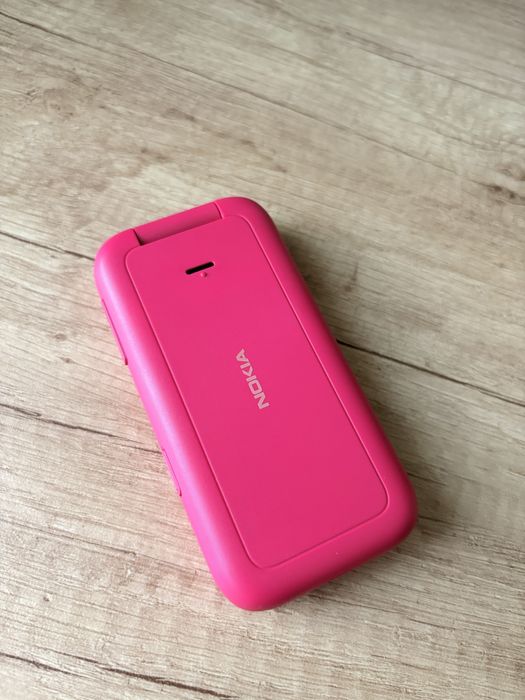 Телефон Nokia 2660