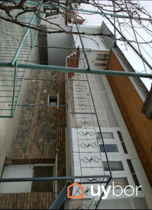 Қибрай тумани хосилдор {қизилту 2} махалласида ховли уй  сотилади