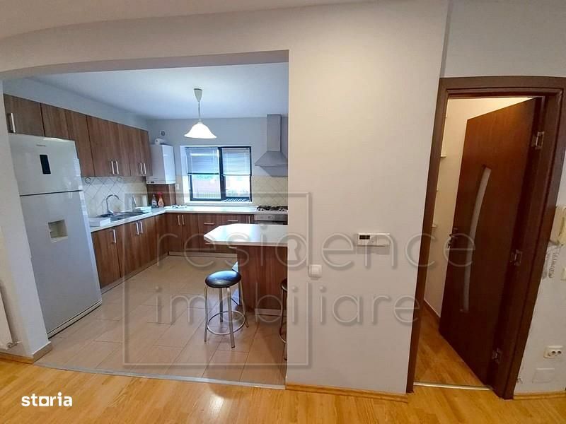 Apartament 3 camere la vila, Europa, zona Profi+Parcare