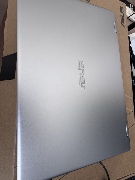 Продается Asus VivoBook Flip 14  ноутбук