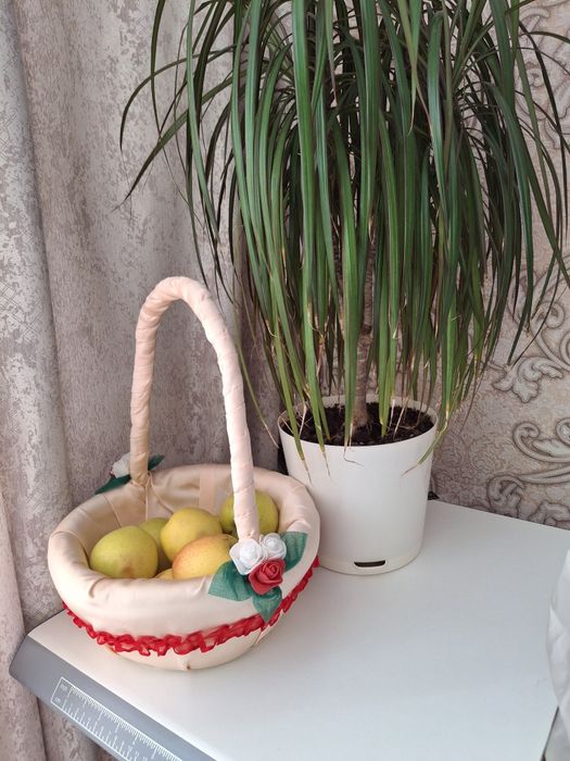 Продам корзину для подарка