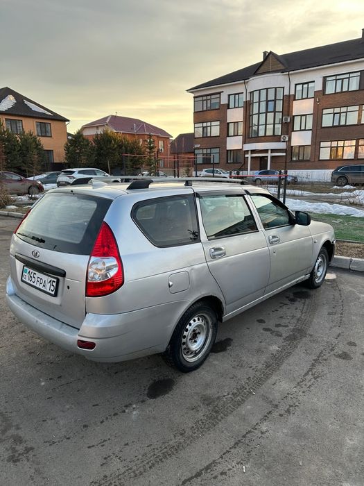 Продам Приору 2011года