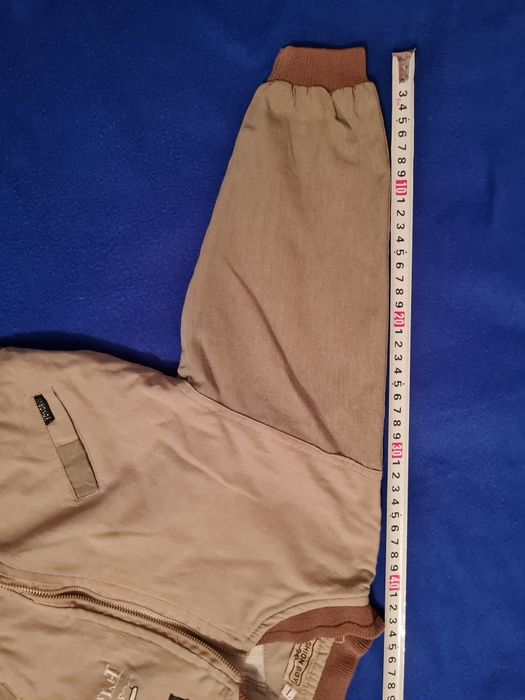 Продам штаны и бомбер для мальчика.