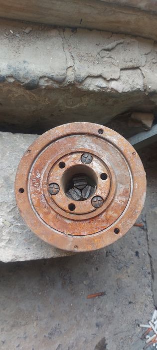 Токарный патрон 160