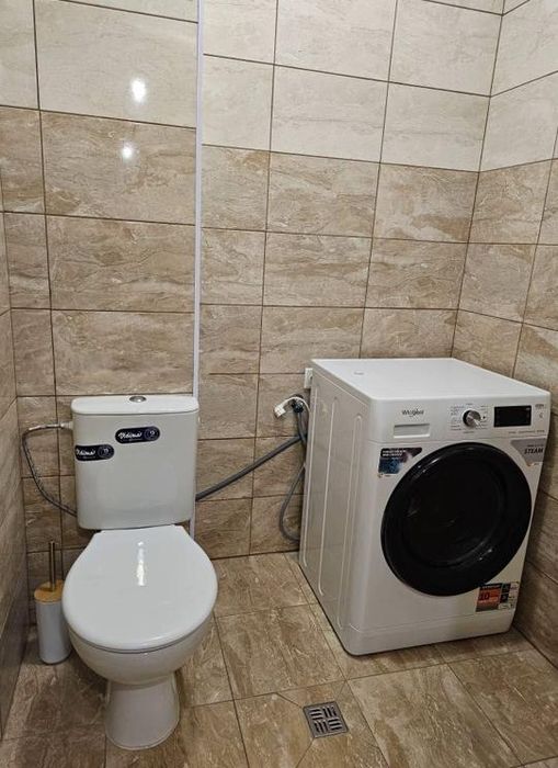 Дава се под наем Тристаен апартамент в Пловдив, Остромила - 79 кв.м за 550 € - Снимка #7