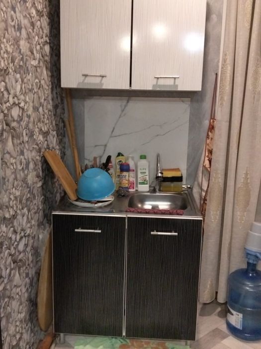 Продам кухонный гарнитур и диван с креслом