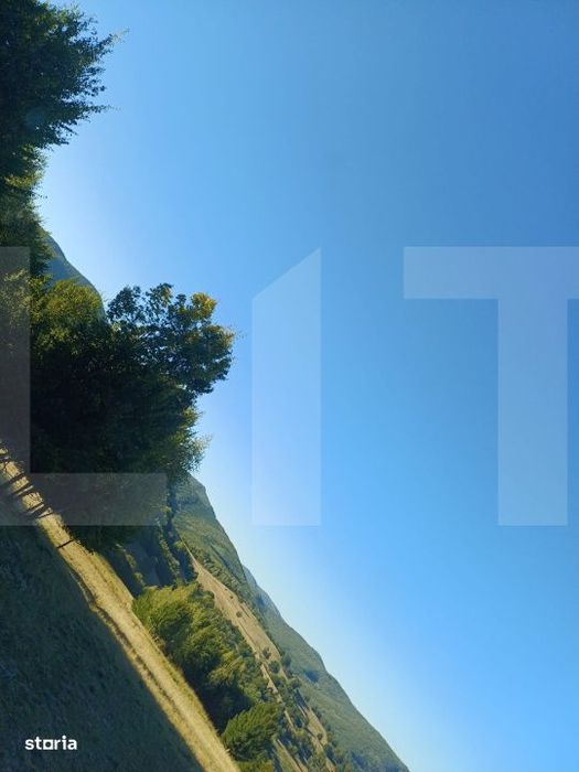 Teren extravilan in inima naturii