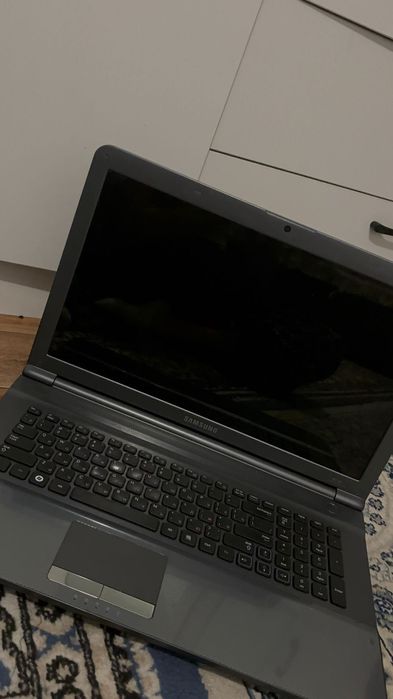Ноутбук и принтер