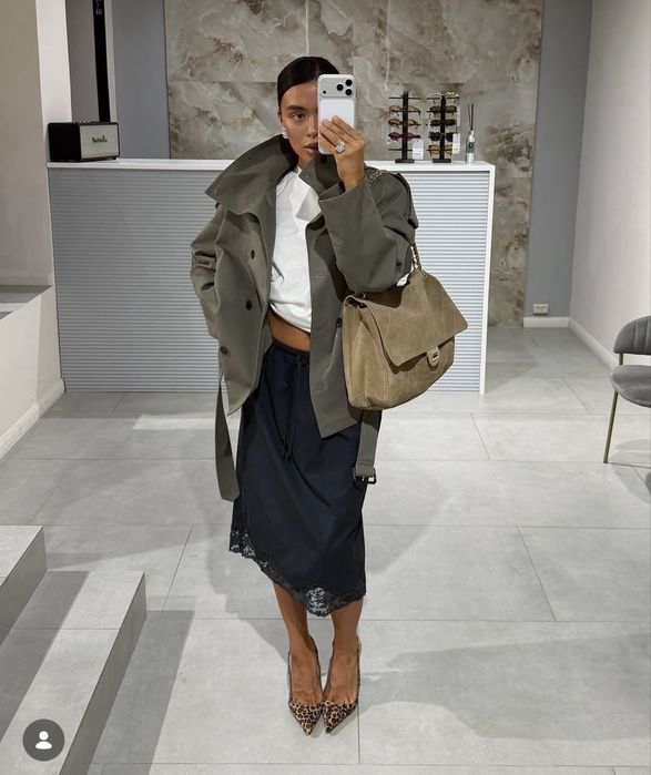 Chanel maxi flap