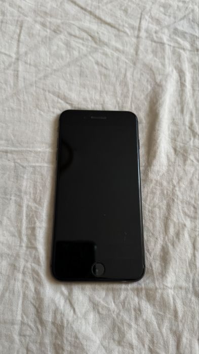 iPhone 8 Plus/Айфон 8 +/64 GB