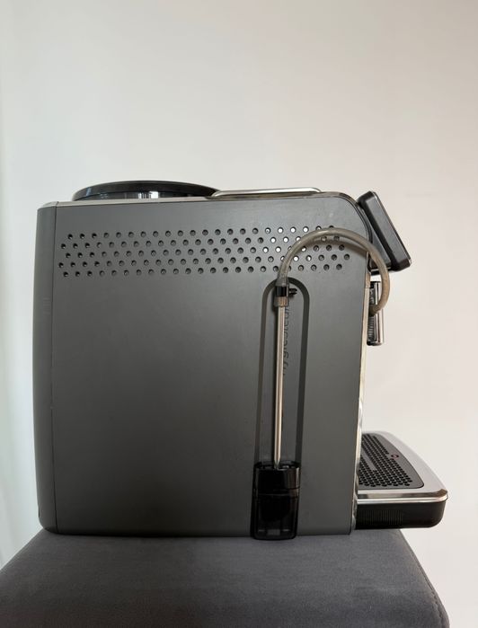 Кафе машина Philips Saeco GranAroma SM6580