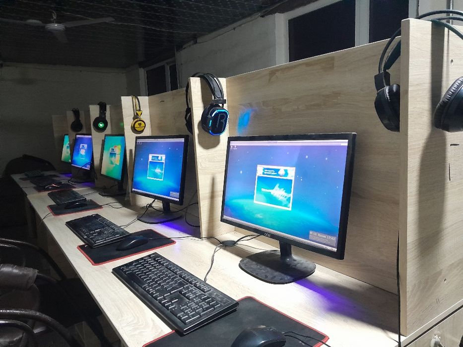 Kompyuterlar sotiladi 11 dona