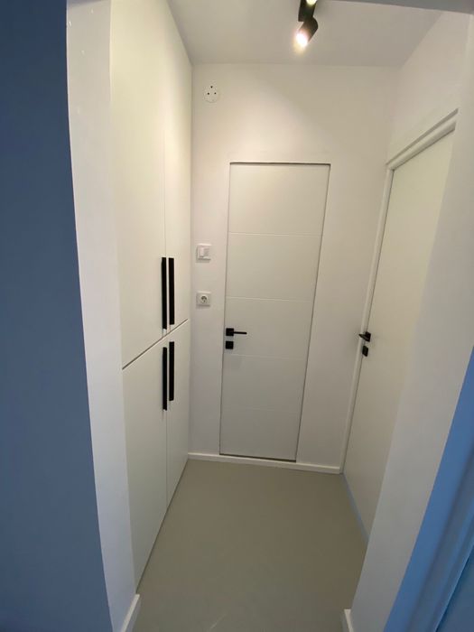 Inchiriez apartament 3 camere 64 mp cu o parcare