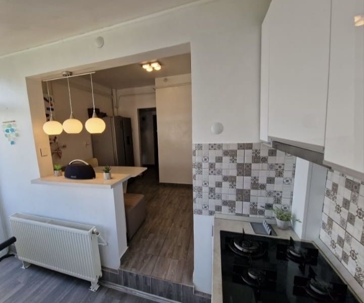 Inchirez apartament zona Elytis Gara