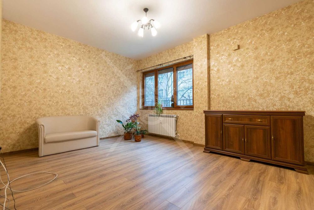 Многостаен апартамент в Центъра на град София № 102355