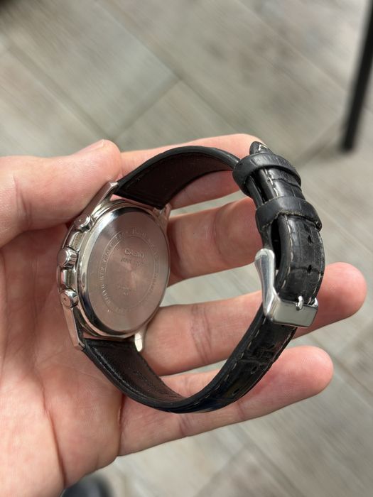 Продам часы Casio MTP-V300L (оригинал)