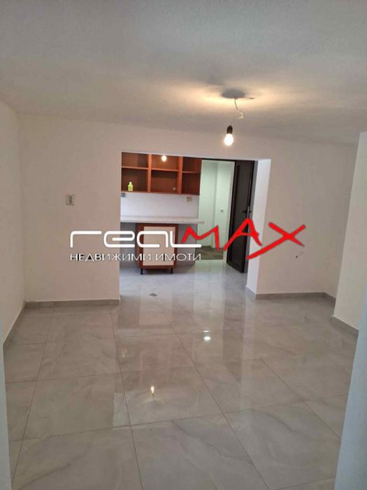 Продава се Къща в Шипка - 140 кв.м за 1129 €/кв.м - Снимка #9