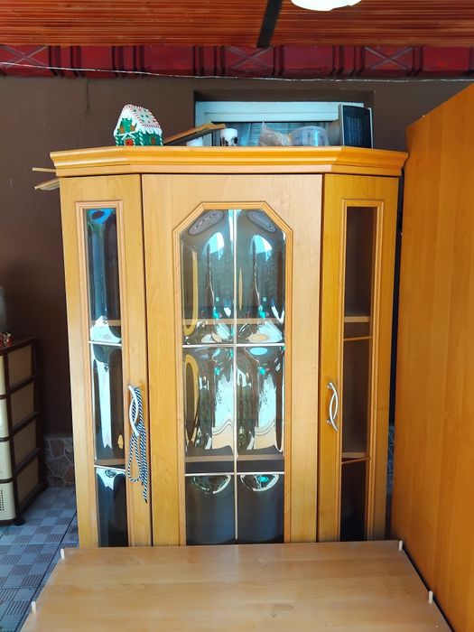 Vând mobilier de dormitor