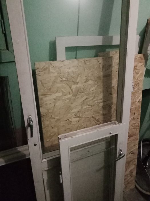 Оконные рамы. Балконная дверь.