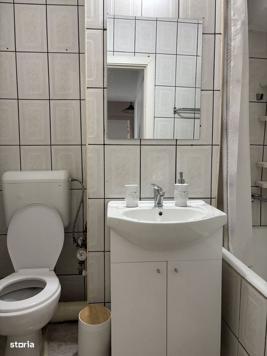 Apartament 2 camere de inchiriat Mega Mall