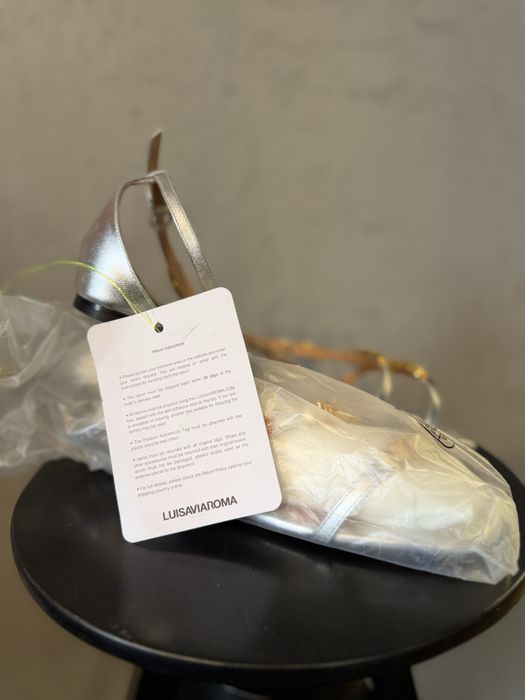 Босоножки от бренда Moschino