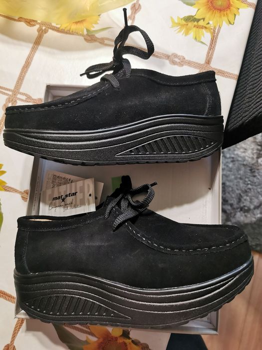 Дамски обувки МАТ стар