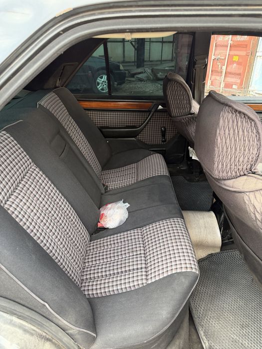 Мерседес Е класс w124
