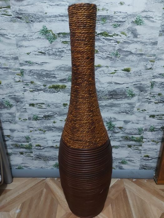Vaza afro din răchită 78cm 120lei
