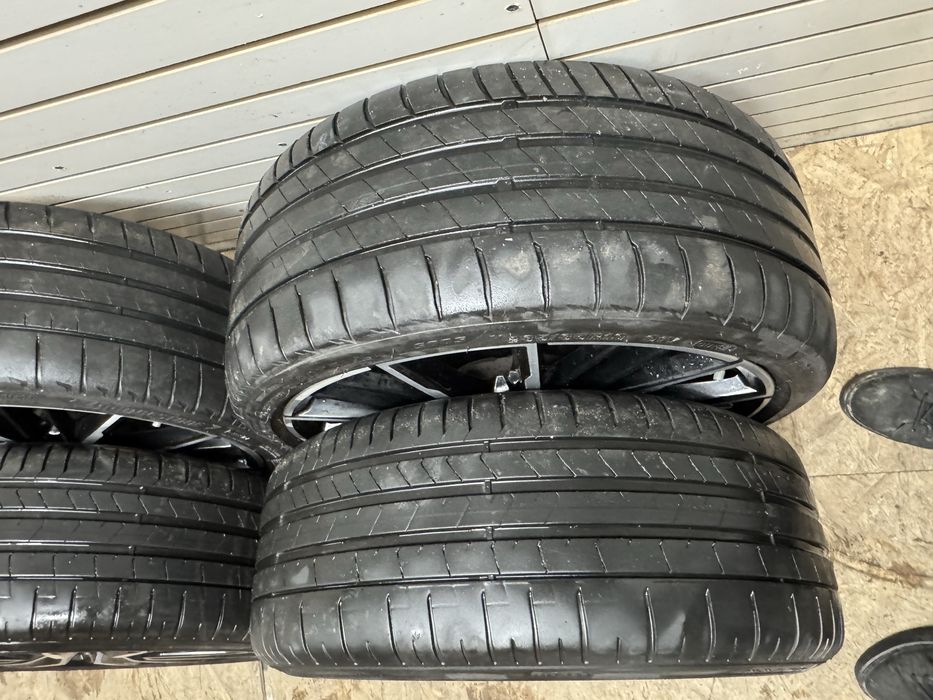 Jante 19 Bmw F40 F44 style M 552  235/35/19