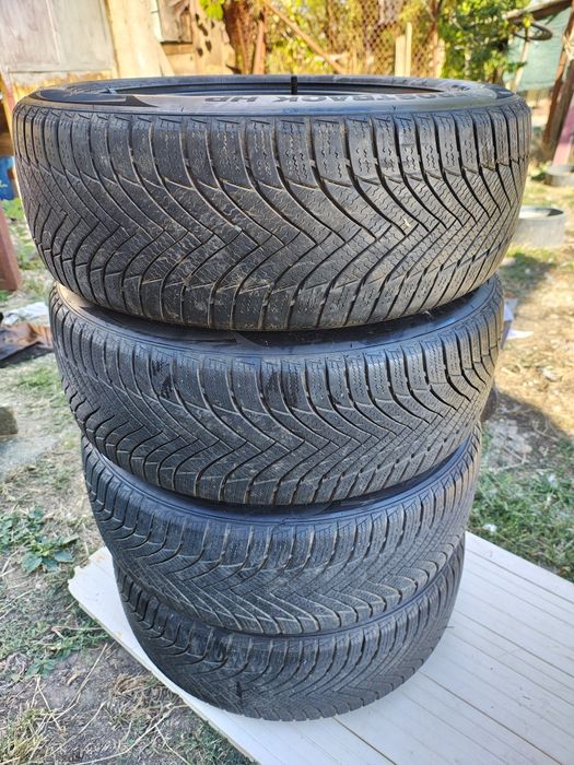 Set roți all seasons plus rezervă