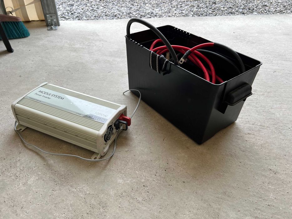 Продавам инвертор 1000W!