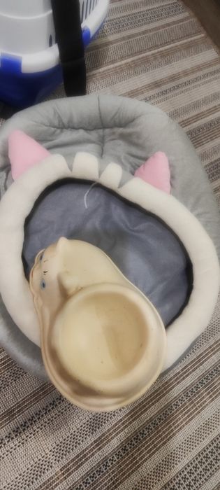 Лежанка  домик для кошек