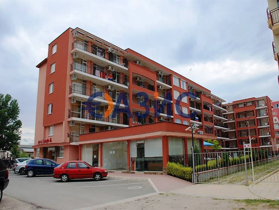 Продава се Двустаен апартамент в к.к. Слънчев бряг - 74 кв.м за 558 €/кв.м - Снимка #7