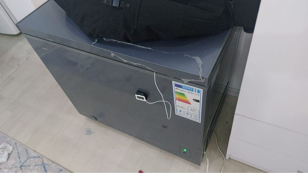 Продам морозильник алмагрин Almagreen 217s