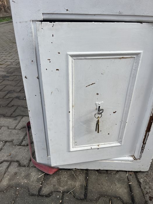 Seif masiv foarte greu