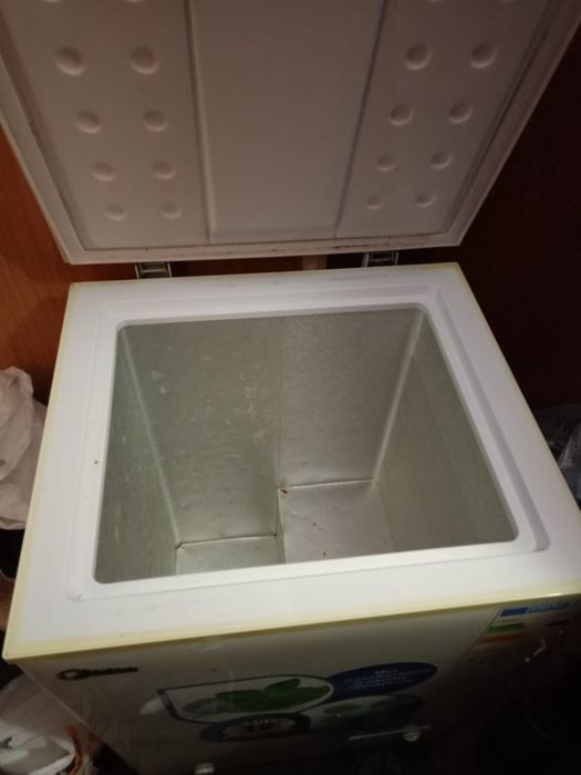 Продам морозильную камеру