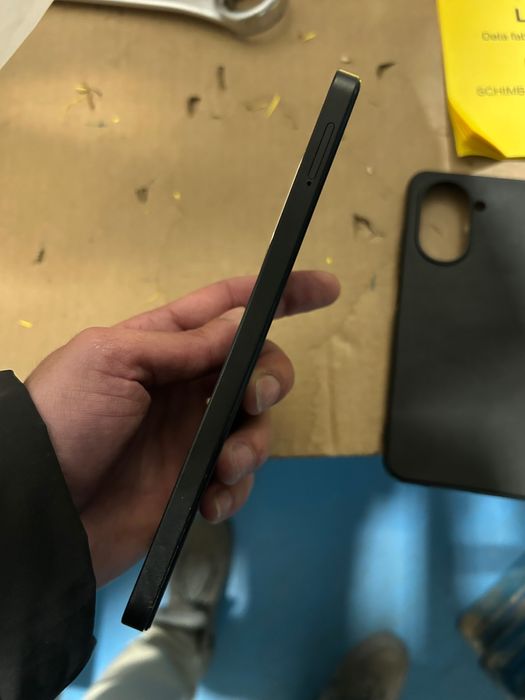 Vând telefon Redmi A5